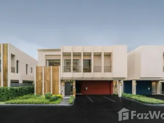 For sale 4 Beds house in Bang Na, Bangkok