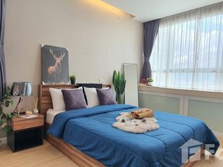 For rent 1 Beds condo in Huai Khwang, Bangkok