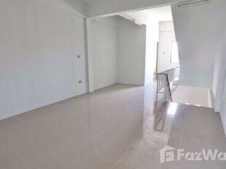 For sale 2 bed townhouse in East Pattaya, Pattaya