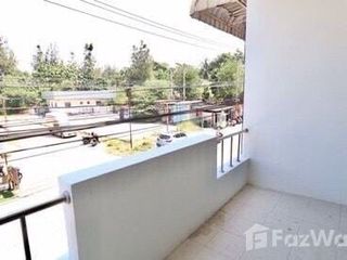 For sale 2 bed townhouse in East Pattaya, Pattaya