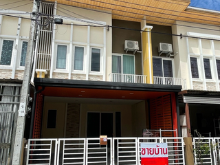 For sale 4 bed townhouse in Rat Burana, Bangkok