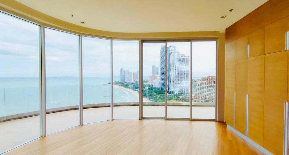 For sale 4 bedrooms condo in Bang Lamung, Chonburi
