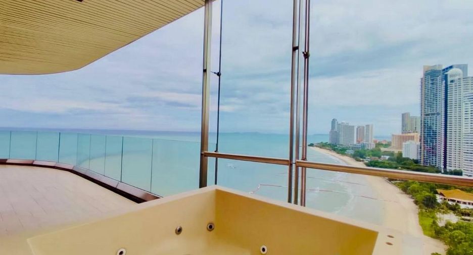 For sale 4 bedrooms condo in Bang Lamung, Chonburi