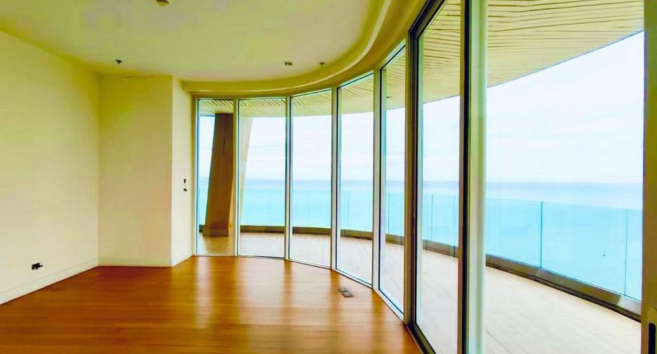 For sale 4 bedrooms condo in Bang Lamung, Chonburi