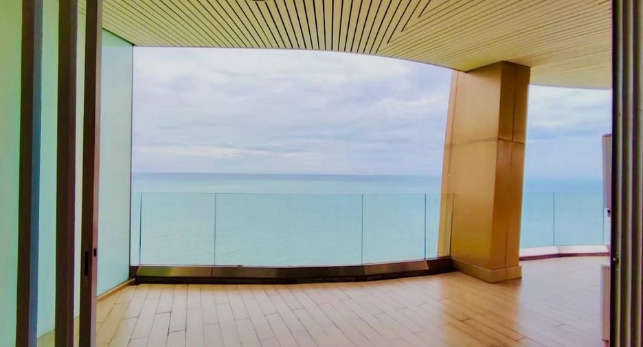 For sale 4 bedrooms condo in Bang Lamung, Chonburi