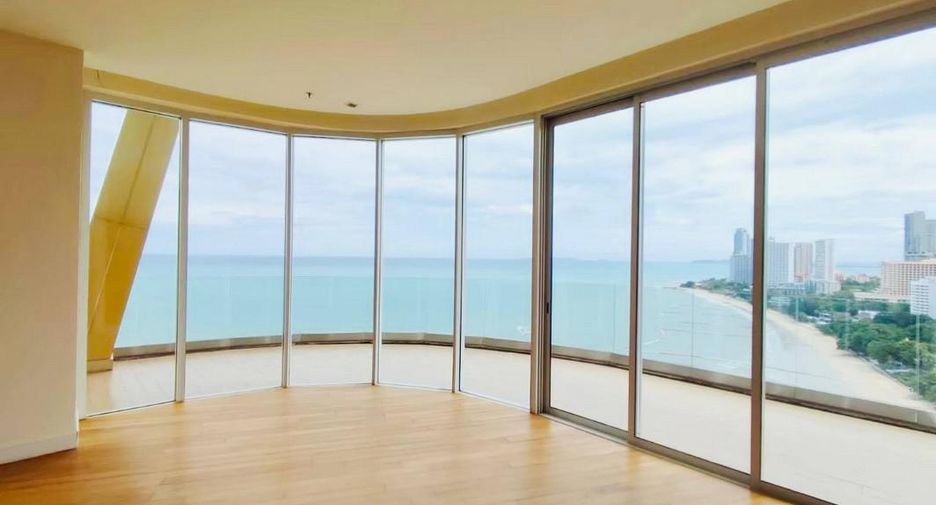 For sale 4 bedrooms condo in Bang Lamung, Chonburi
