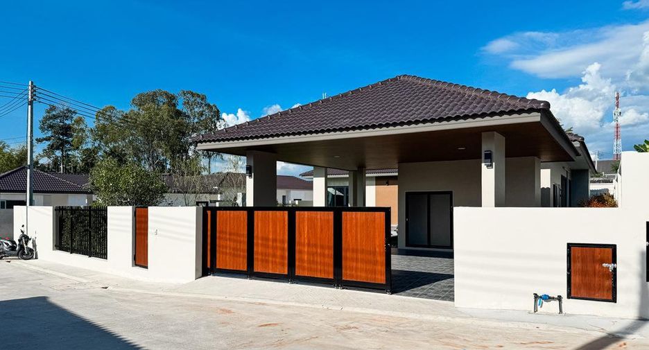 For sale 3 bedrooms villa in Bang Lamung, Chonburi