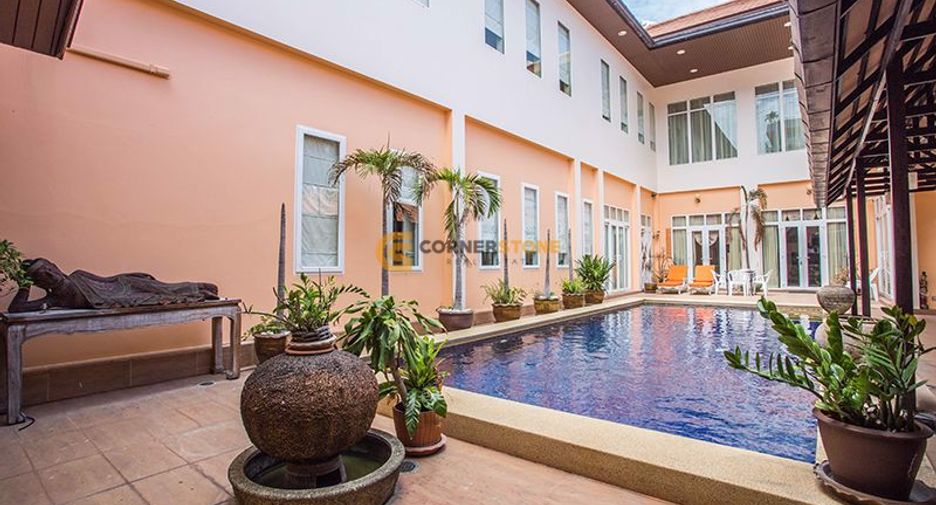 À louer et à vendre 5 chambres maison à Bang Lamung, Chonburi