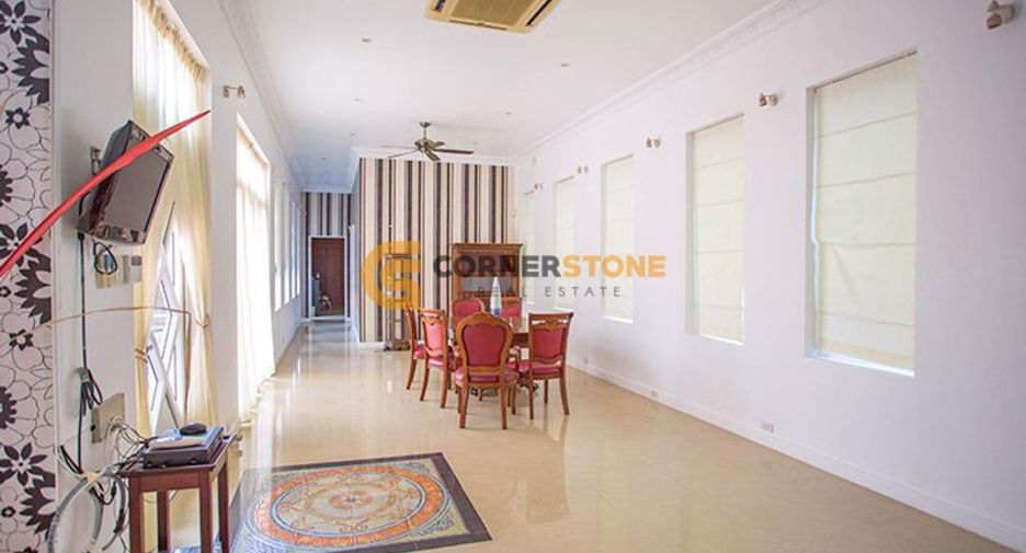 À louer et à vendre 5 chambres maison à Bang Lamung, Chonburi