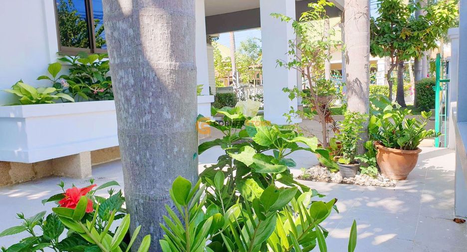 For rent and for sale 3 bedrooms house in Huay Yai, Pattaya