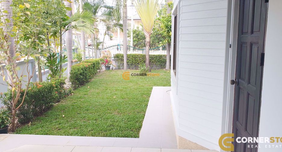 For rent and for sale 3 bedrooms house in Huay Yai, Pattaya
