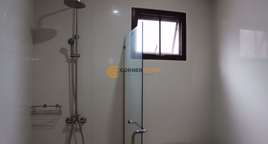 For rent and for sale 4 bedrooms house in East Pattaya, Pattaya