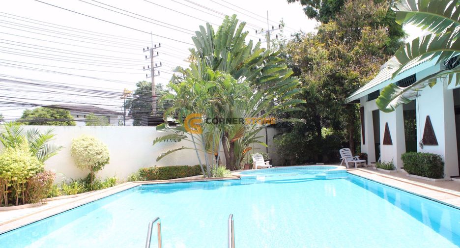 For rent and for sale 4 bedrooms house in East Pattaya, Pattaya