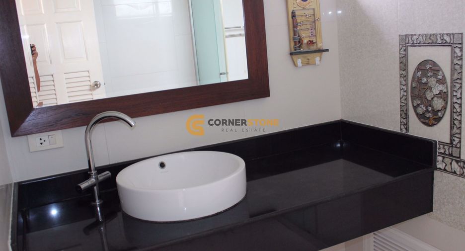 For rent and for sale 4 bedrooms house in East Pattaya, Pattaya