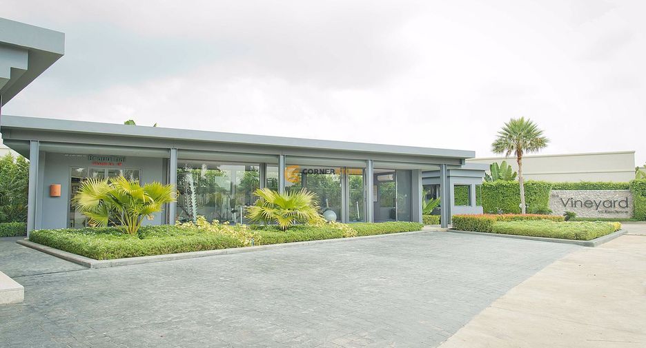 For rent and for sale 3 bedrooms house in Bang Lamung, Chonburi