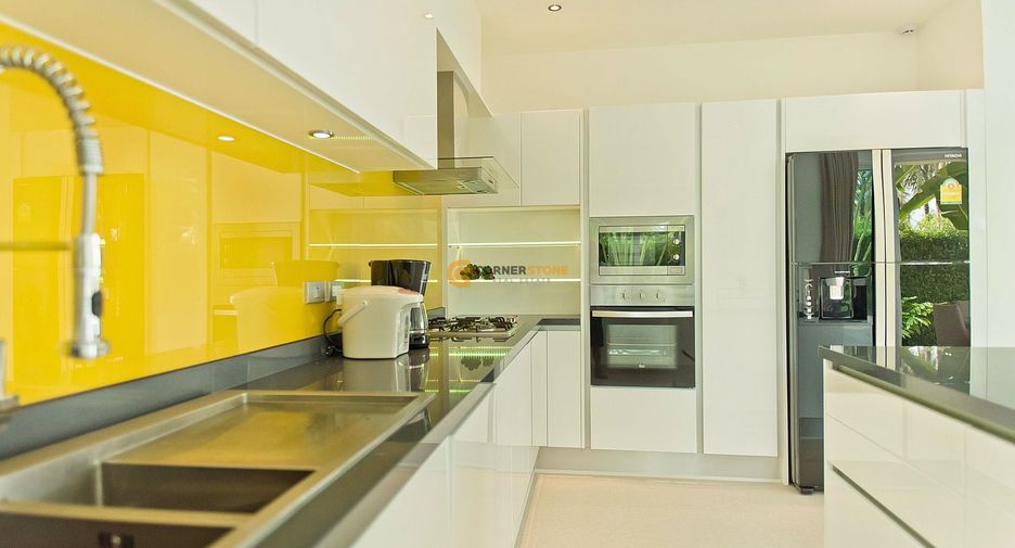 For rent and for sale 3 bedrooms house in Bang Lamung, Chonburi