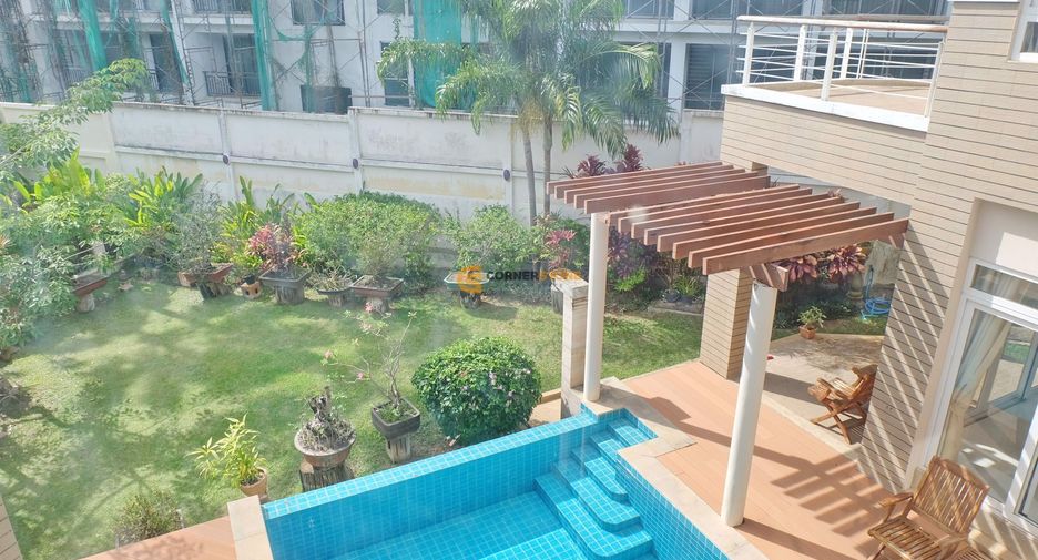For sale 3 bedrooms house in Sattahip, Chonburi