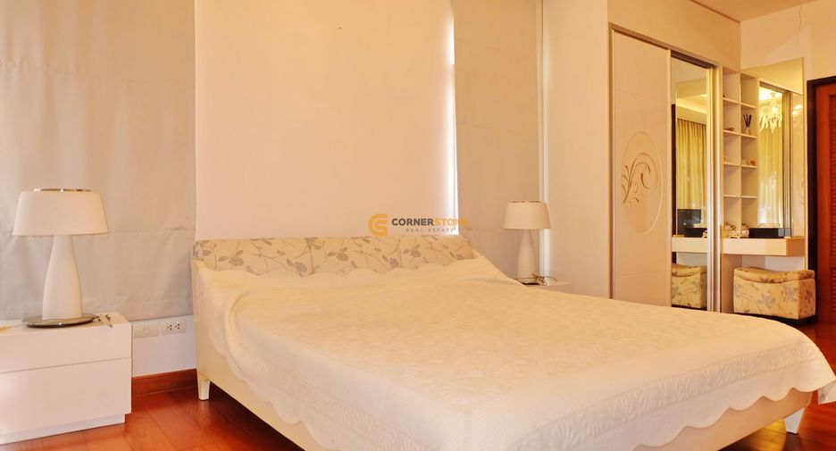 For sale 3 bedrooms house in Sattahip, Chonburi