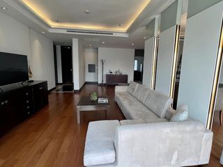 For rent 4 ベッドルーム apartment in Pathum Wan, Bangkok