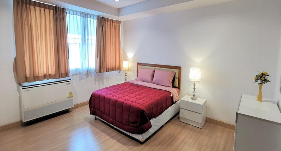 For rent 2 bedrooms office in Watthana, Bangkok
