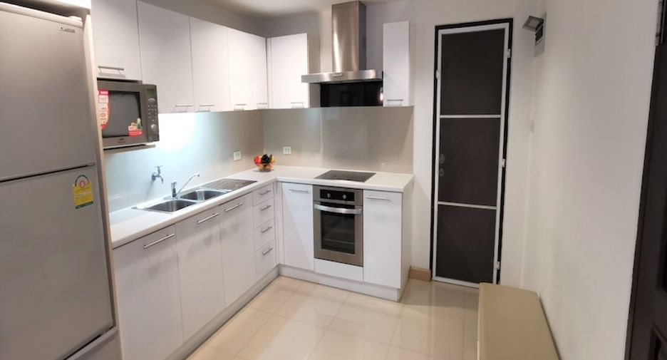For rent 2 bedrooms office in Watthana, Bangkok