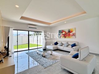 Haus zum Kauf mit 4 Zimmer in Bang Lamung, Chonburi