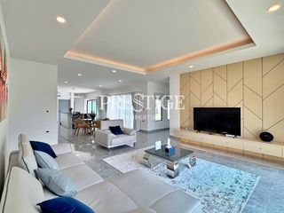 Haus zum Kauf mit 4 Zimmer in Bang Lamung, Chonburi