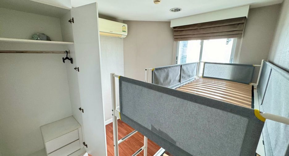 For rent 3 bed condo in Huai Khwang, Bangkok