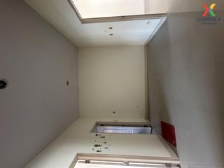 For sale 4 Beds townhouse in Lam Luk Ka, Pathum Thani