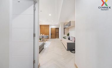 For sale 2 bed condo in Khlong San, Bangkok