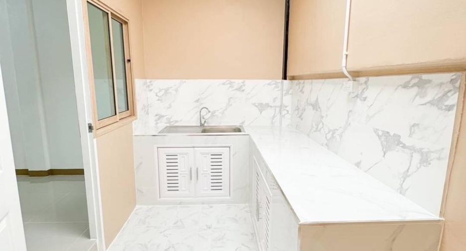 For sale 3 bed house in Sai Noi, Nonthaburi