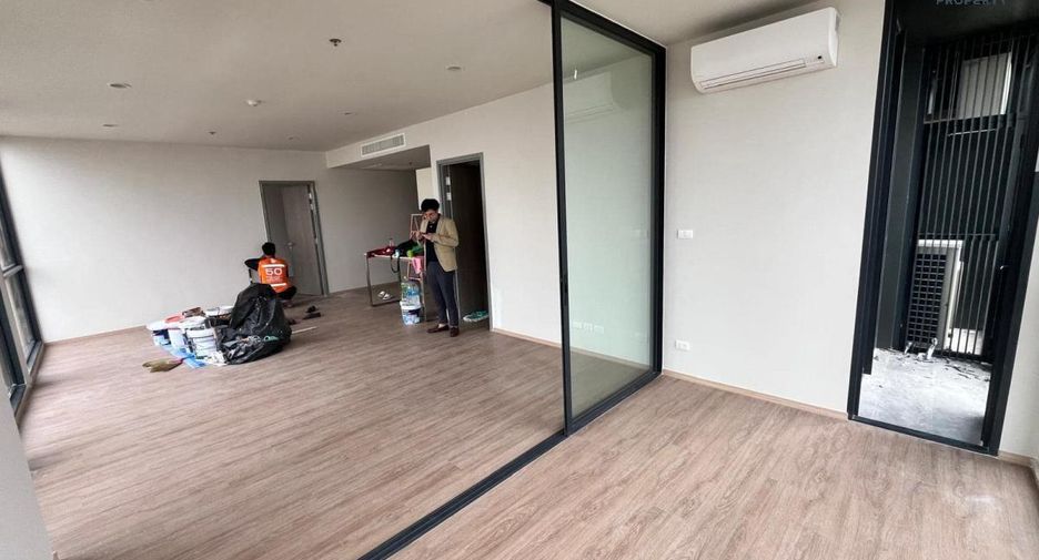 For sale 2 bed condo in Sathon, Bangkok