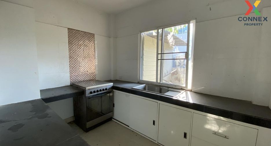 For sale 3 Beds house in Lam Luk Ka, Pathum Thani