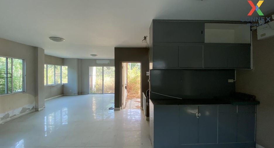 For sale 3 Beds house in Lam Luk Ka, Pathum Thani