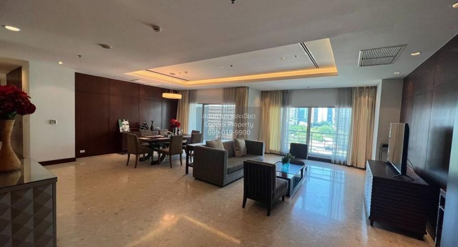 For rent 3 bedrooms condo in Pathum Wan, Bangkok