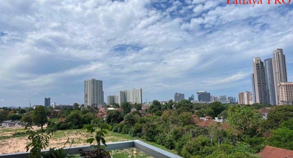 For sale 3 bedrooms condo in North Pattaya, Pattaya