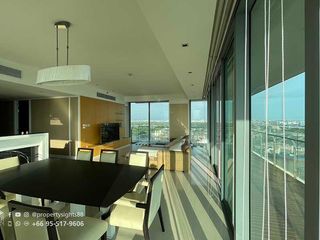 For rent 3 bed condo in Yan Nawa, Bangkok
