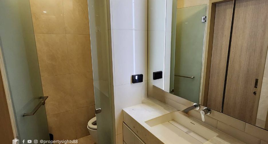For rent 2 Beds condo in Khlong Toei, Bangkok