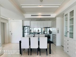 For rent 2 bed condo in Yan Nawa, Bangkok
