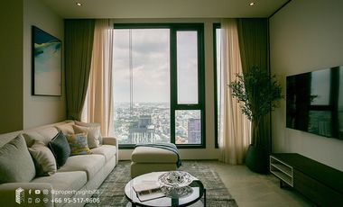 For rent 3 bed condo in Khlong Toei, Bangkok