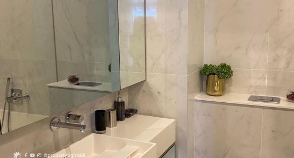 For rent 2 Beds condo in Khlong Toei, Bangkok