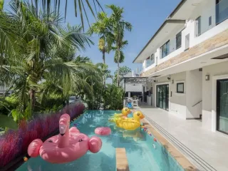 For sale 6 bed villa in Hua Hin, Prachuap Khiri Khan