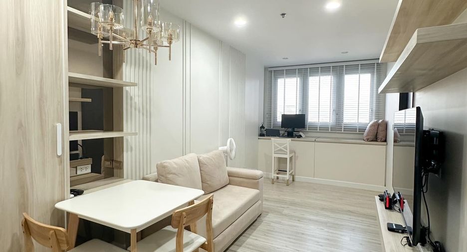 For sale 1 bed condo in Huai Khwang, Bangkok