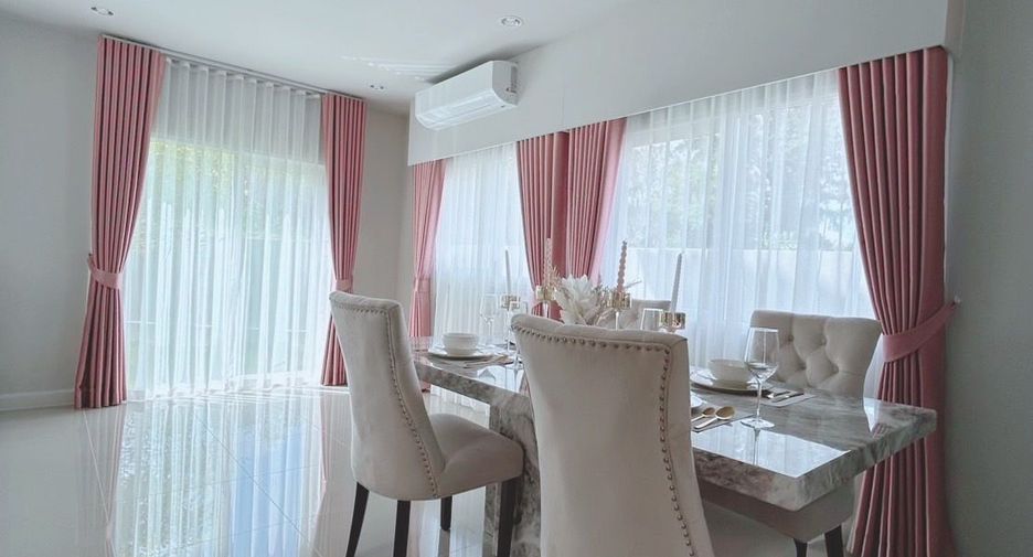 For sale 4 Beds house in Thalang, Phuket