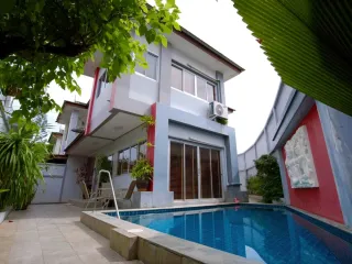 For rent 3 bed townhouse in Thalang, Phuket