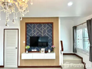 For sale 3 bed townhouse in East Pattaya, Pattaya