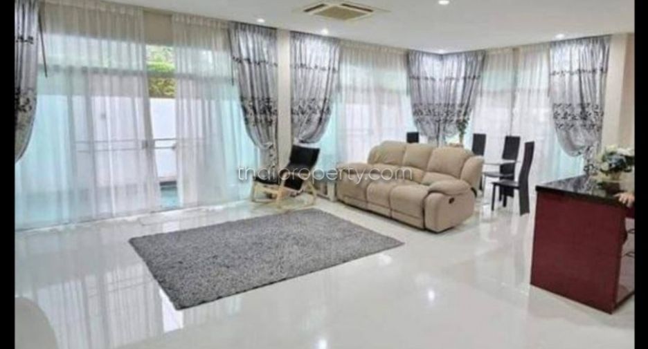 Casa en venta de 2 habitaciones en East Pattaya, Pattaya