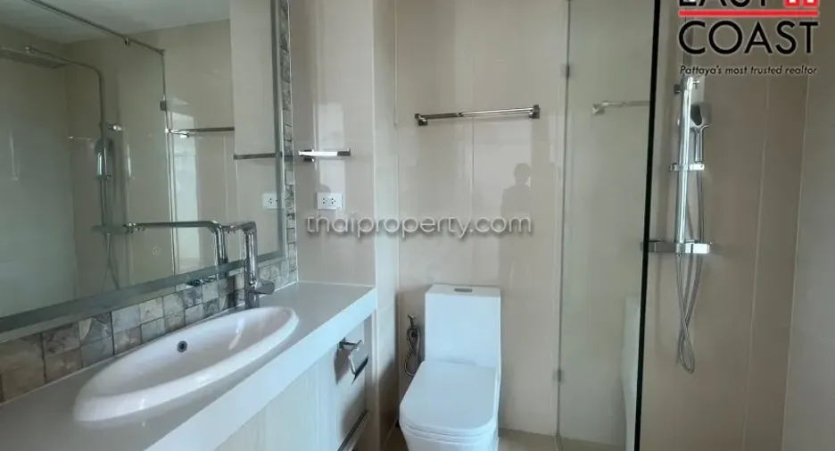 For sale 1 bed condo in Bang Lamung, Chonburi