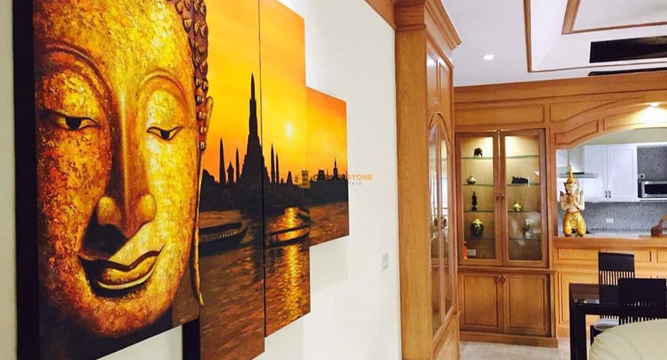 Casa en alquiler y en venta de 4 habitaciones en East Pattaya, Pattaya