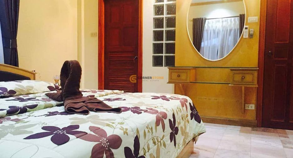 Casa en alquiler y en venta de 4 habitaciones en East Pattaya, Pattaya